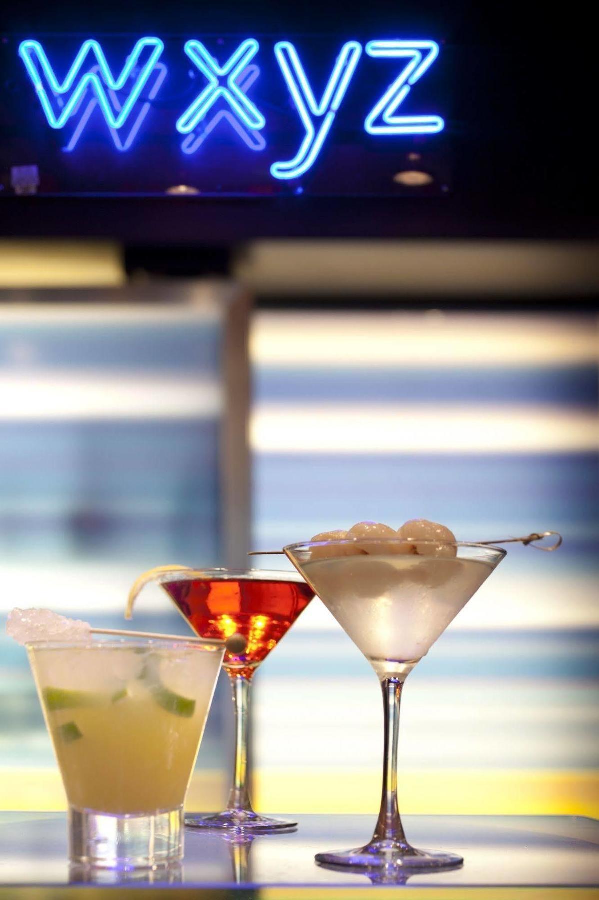 Aloft Montreal Airport Hotel Дорвал Екстериор снимка